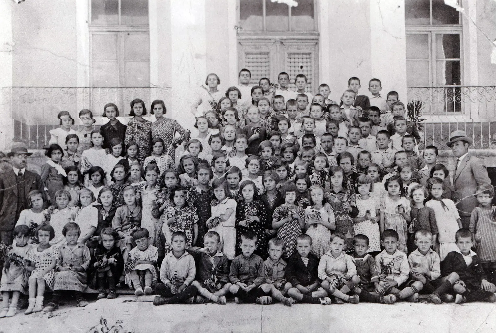 Katafygi 1938, Elementary School, with teachers I. Zante and D. Tsirela