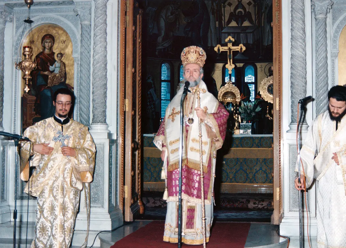 Church in Pireus 1997 with Hierodeacon Maxim Vasiljevic